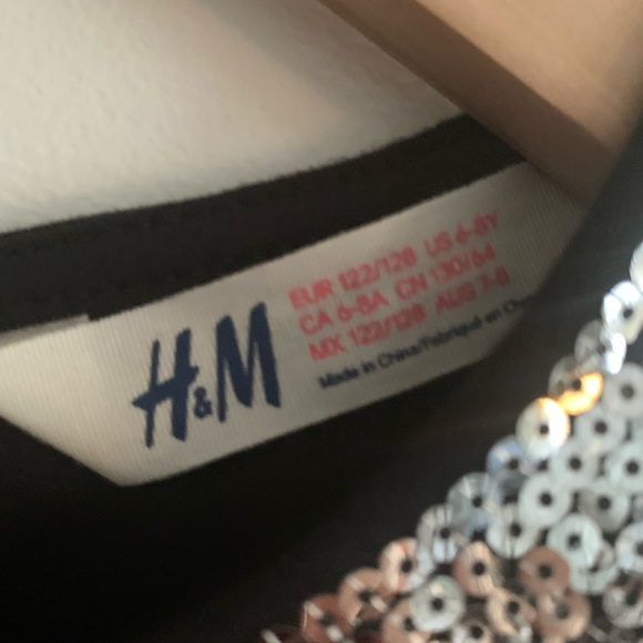 Ltd Ed. H&M bejewelled front size 6-8. Worn once for photoshoot. Peplum detail. - Picture 3 of 5